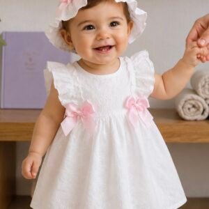 Vestido e chapéu